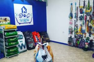 DOG WASH “Peluqueria canina & Pet Shop”