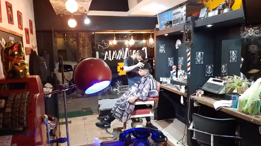 Don Navaja Peluquer&iacute;a Barberia Montiel 975