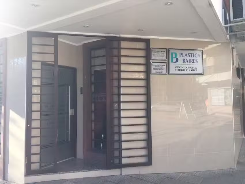 Dr. Hern&aacute;n Aguilar Cirug&iacute;a Pl&aacute;stica y Est&eacute;tica en Z&aacute;rate