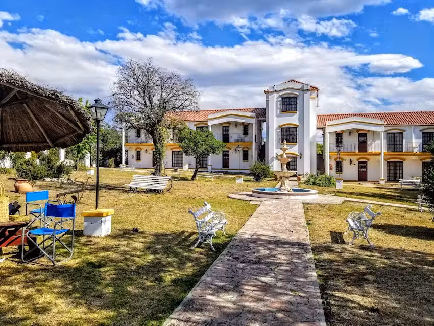 El Cortijo Apart-Hotel & Spa