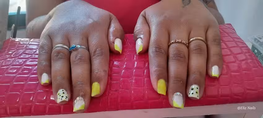 Eliz Nails u&ntilde;as