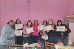 Emma Beauty Insumos y Cursos U&ntilde;as y Pesta&ntilde;as
