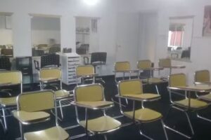 Escuela de belleza jr