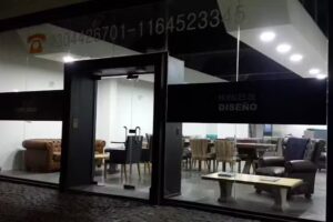 Escuela de Peluquer&iacute;a Brush Leonardo Andr&eacute;s