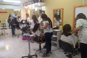 Escuela Hair Studio
