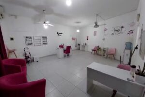 ESENCIA BEAUTY | Nails