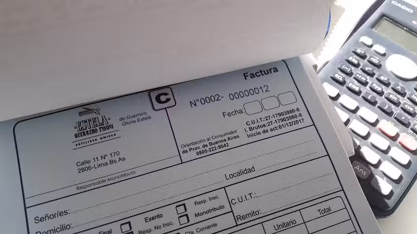 ESTELA GUERRERO PAVONI ESTILISTA UNISEX