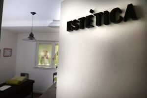 EST&Eacute;TICA ADALINE