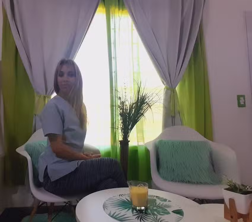 Est&eacute;tica Claudia Oropel