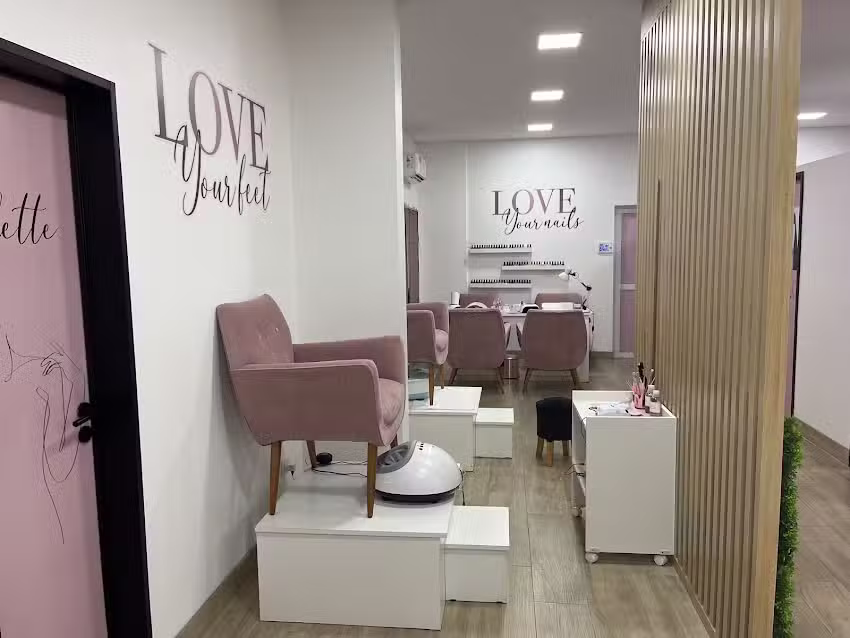 Est&eacute;tica y Spa Love Yourself