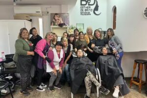 ESTHER DE BRITO ACADEMIA DE PELUQUERÍA