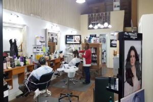 Estilista Fabi&aacute;n Bihari