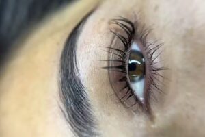 Extensiones de pesta&ntilde;as- CP lashes