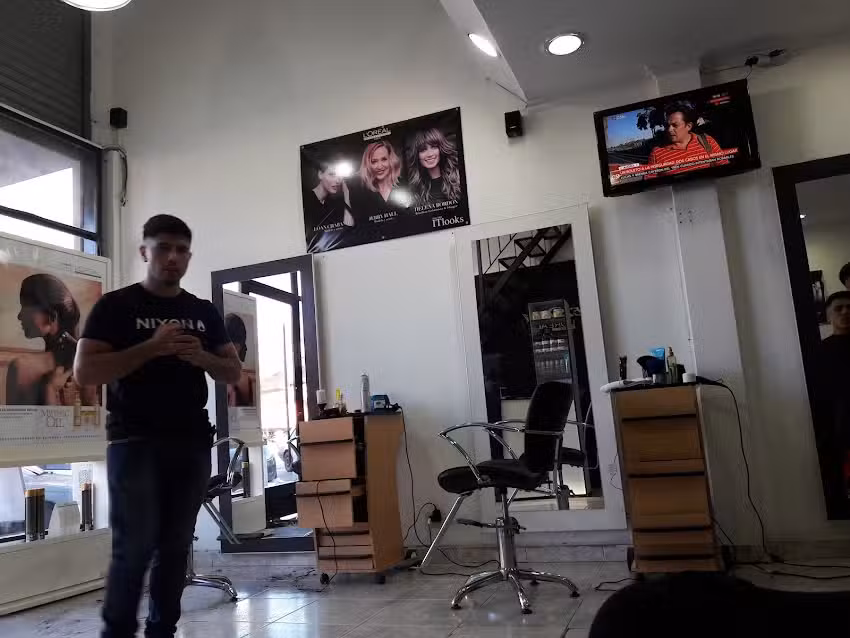 Ezdam Peluquer&iacute;a&rsquo;s