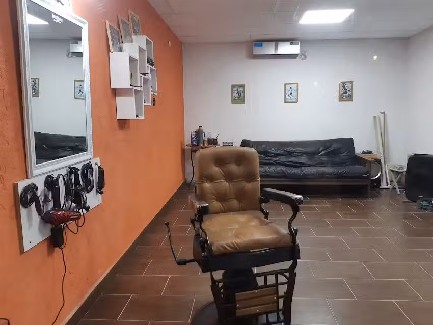 FacuTuli&aacute;n Men&rsquo;s salon