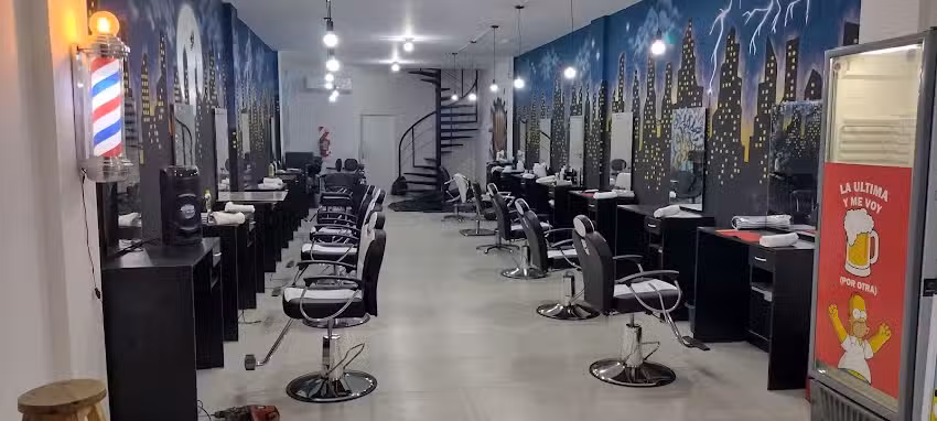 F&eacute;nix Barber&iacute;a.