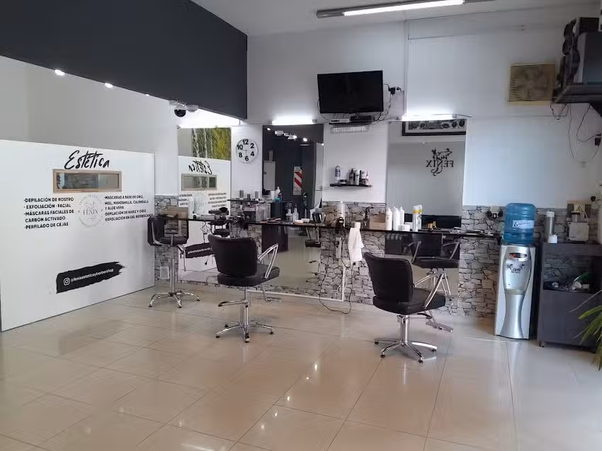 F&eacute;nix centro de est&eacute;tica barber shop & escuela