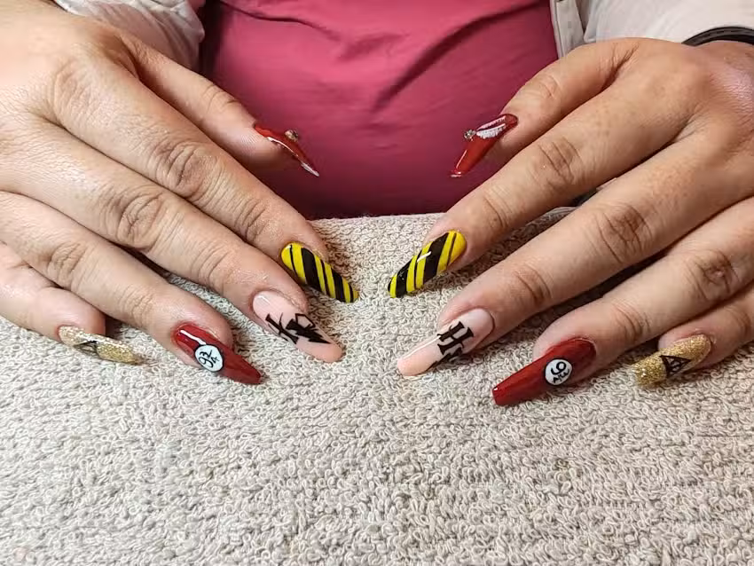 Fenix Nails Studio