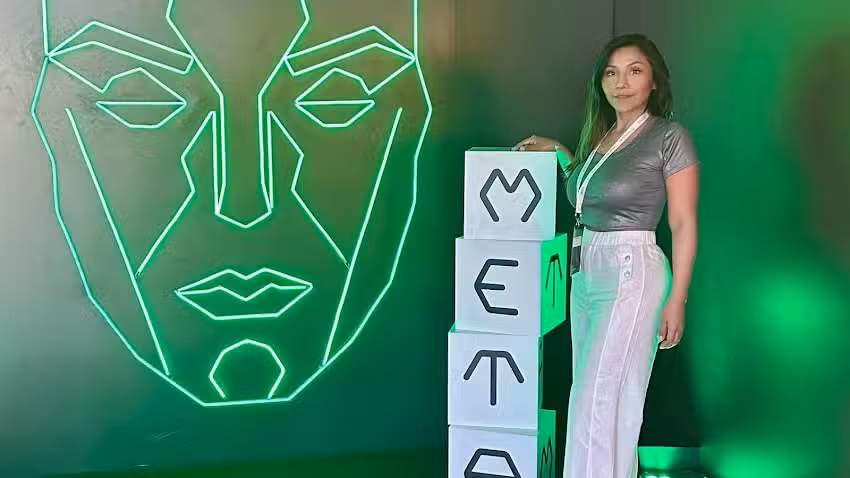 Flores Est&eacute;tica M&eacute;dica