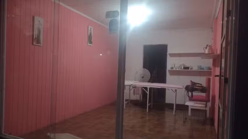 FLOWERS SAL&Oacute;N