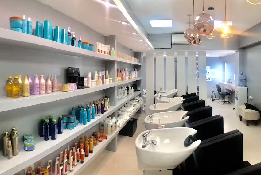 Franco Salon Exclusivo