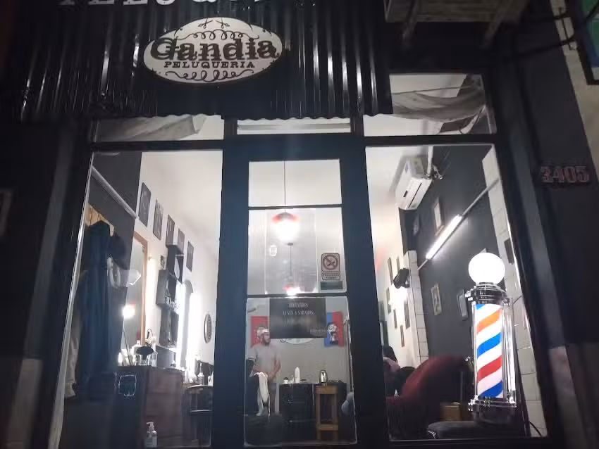 GAND&Iacute;ABARBERHOSUE