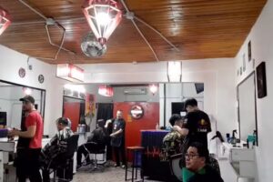 GINO Peluqueria y Barberia