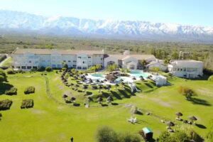 Howard Johnson Hotel Spa & Convention Center Merlo San Luis