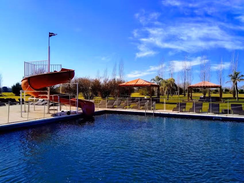 Howard Johnson Resort Spa & Convention Center Lujan