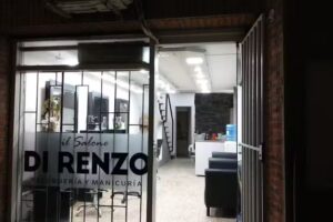 Il Salone Di Renzo