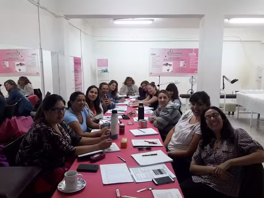 Instituto Integral de Belleza Y Capacitacion Adriana