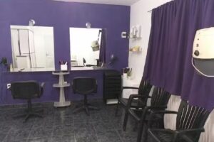 L R Beauty Salon
