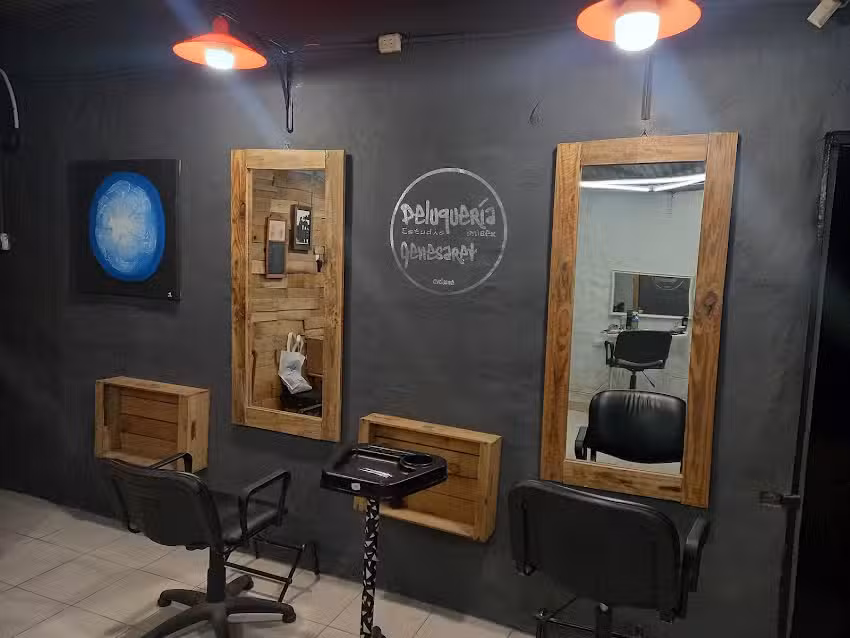 LA FAMILIA PELUQUER&Iacute;A&rsquo;S