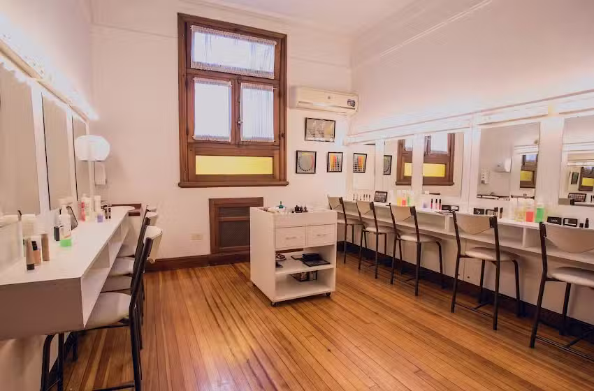 LACA ACOYTE Beauty e Instituto de Formaci&oacute;n