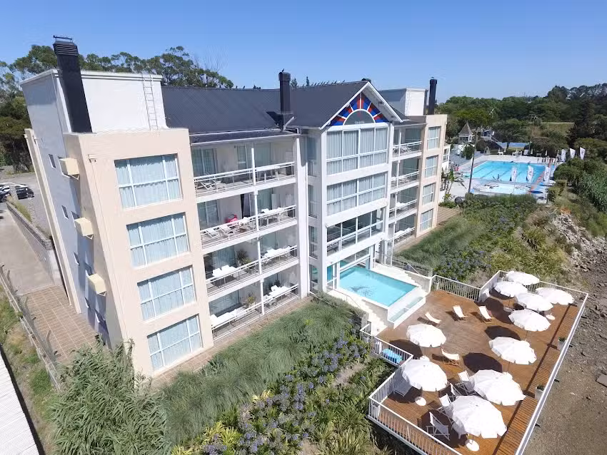 Las barrancas apart deportivo y spa