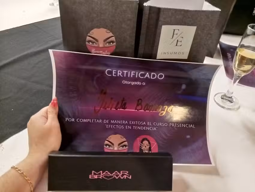 Lashes julietaa