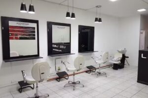 LEO LAUDEC PELUQUERIA