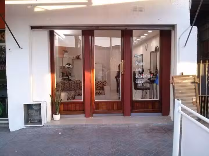 Liz sal&oacute;n unisex