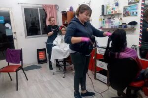 Lo de Feli sal&oacute;n unisex.