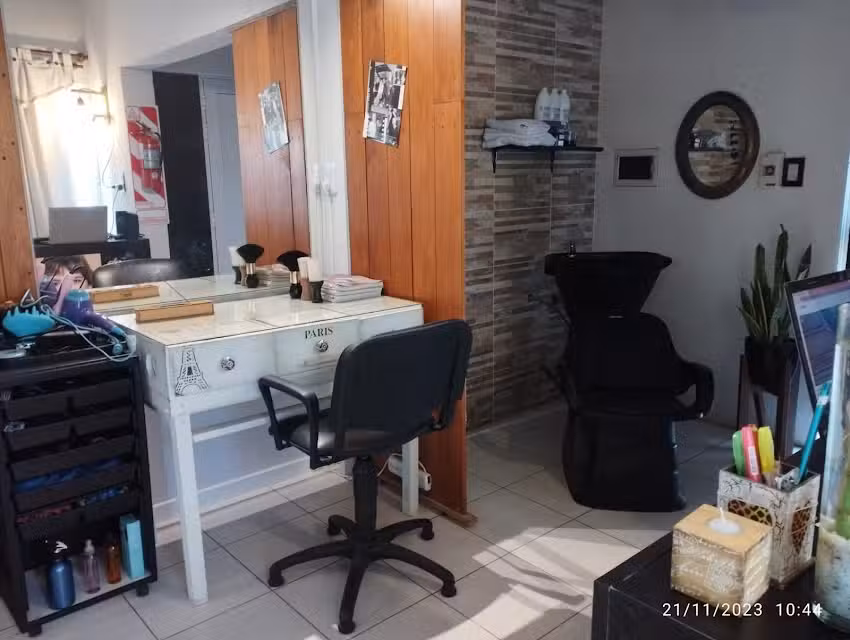 Lola Sola Hair & Beauty