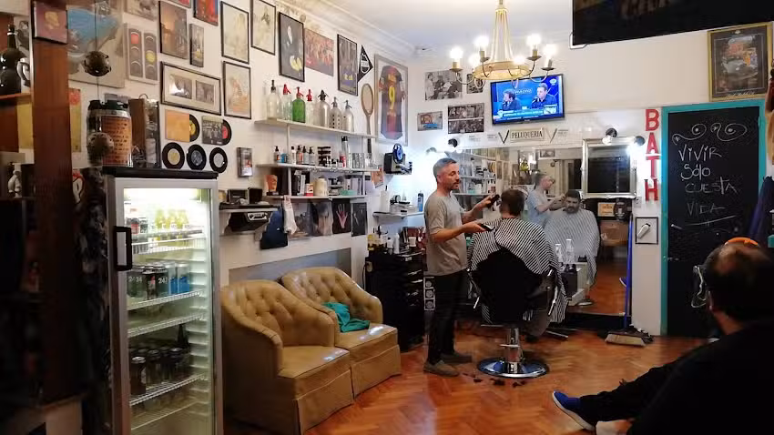 LOS MACHOS PELUQUERIA