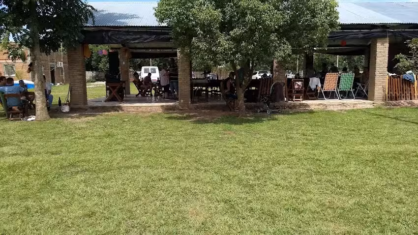 Los sauces Multiespacios