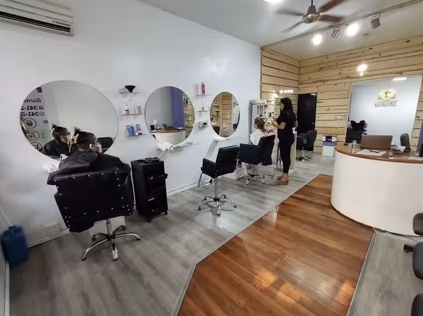 Luxury Sal&oacute;n de Belleza Boutique &ndash; Entre Rios 885