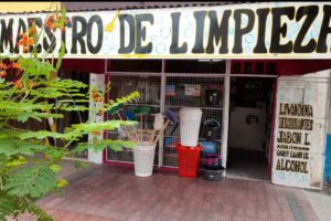 MAESTRO DE LIMPIEZA E INSUMOS BARBER