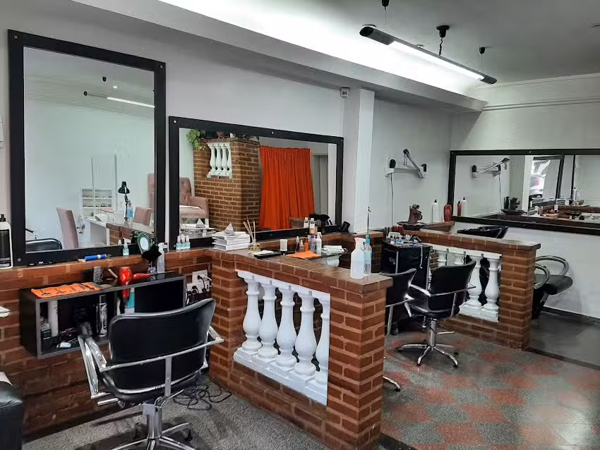 Marcelo A Sproatt &ndash; Peluquer&iacute;a