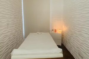 Masajes Descontracturantes Microcentro y Tratamientos Est&eacute;ticos AQUA