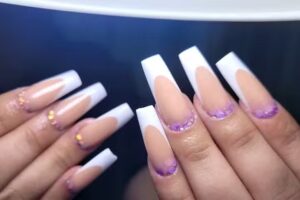 Mayra Bustos ESTUDIO Nails & Lash