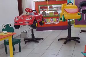 MECHONCITOS peluquería temática infantil