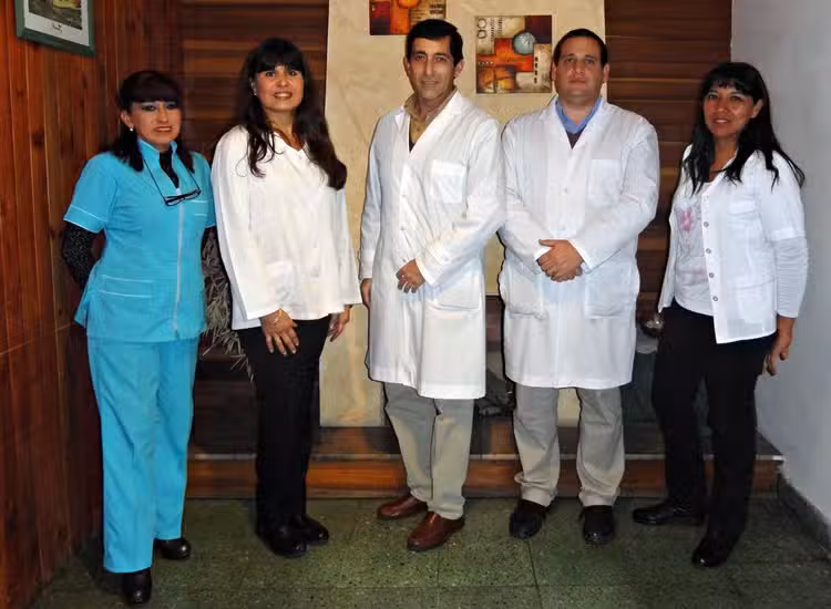 Medicina y Est&eacute;tica Salta. Dr Eduardo Halusch (Flebolog&iacute;a) . Dra Carolina Ledesma (Dermatolog&iacute;a)