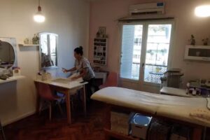 Melivea Nails and Make up